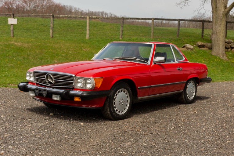 Used 1987 Mercedes-Benz 560SL for sale $44,500 at Motor Classic & Competition Corp in Bedford Hills NY