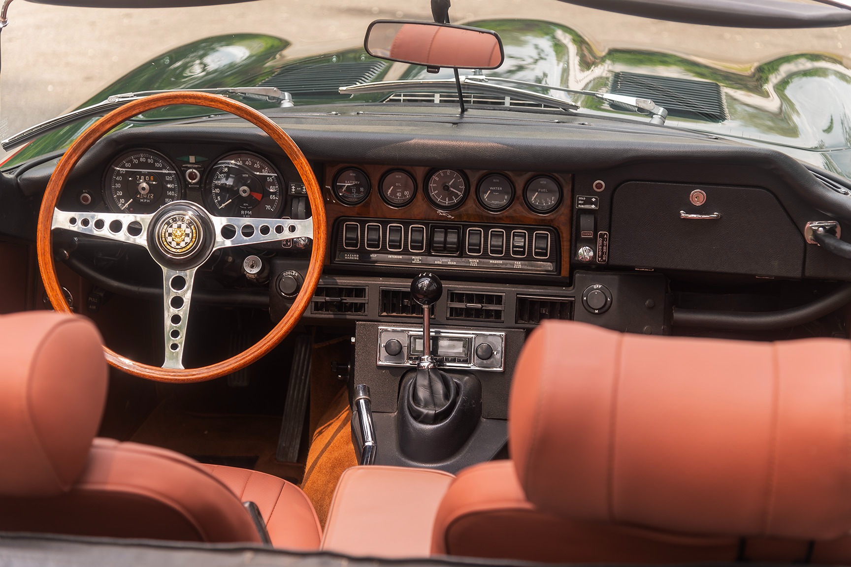 Used 1974 Jaguar XKE V-12 Roadster Honoring the perfection Used 1974 Jaguar XKE V-12 Roadster Honoring the perfection